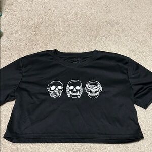 SHEIN Black Crop Top with Funny skull Graphic